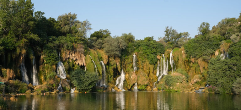 Bosnien und Herzegowina, Kravica Wasserfälle